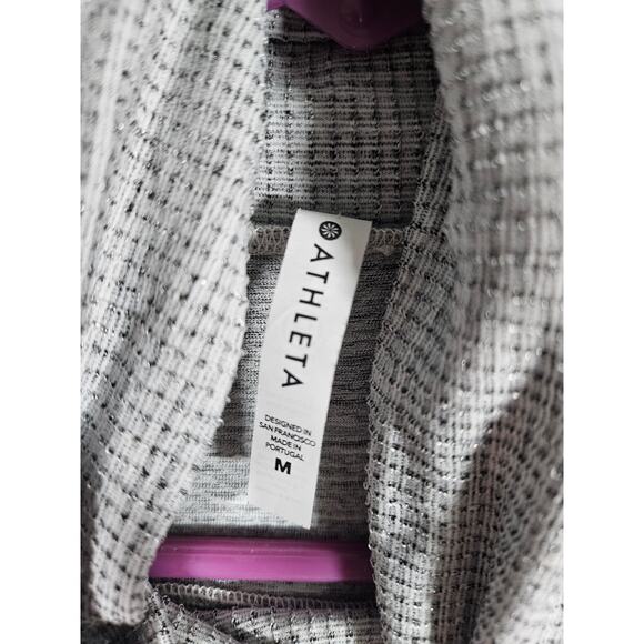 Athleta Womens Gray Running Top Thumb Holes Size Medium Waffle‎ Pattern - Picture 5 of 6